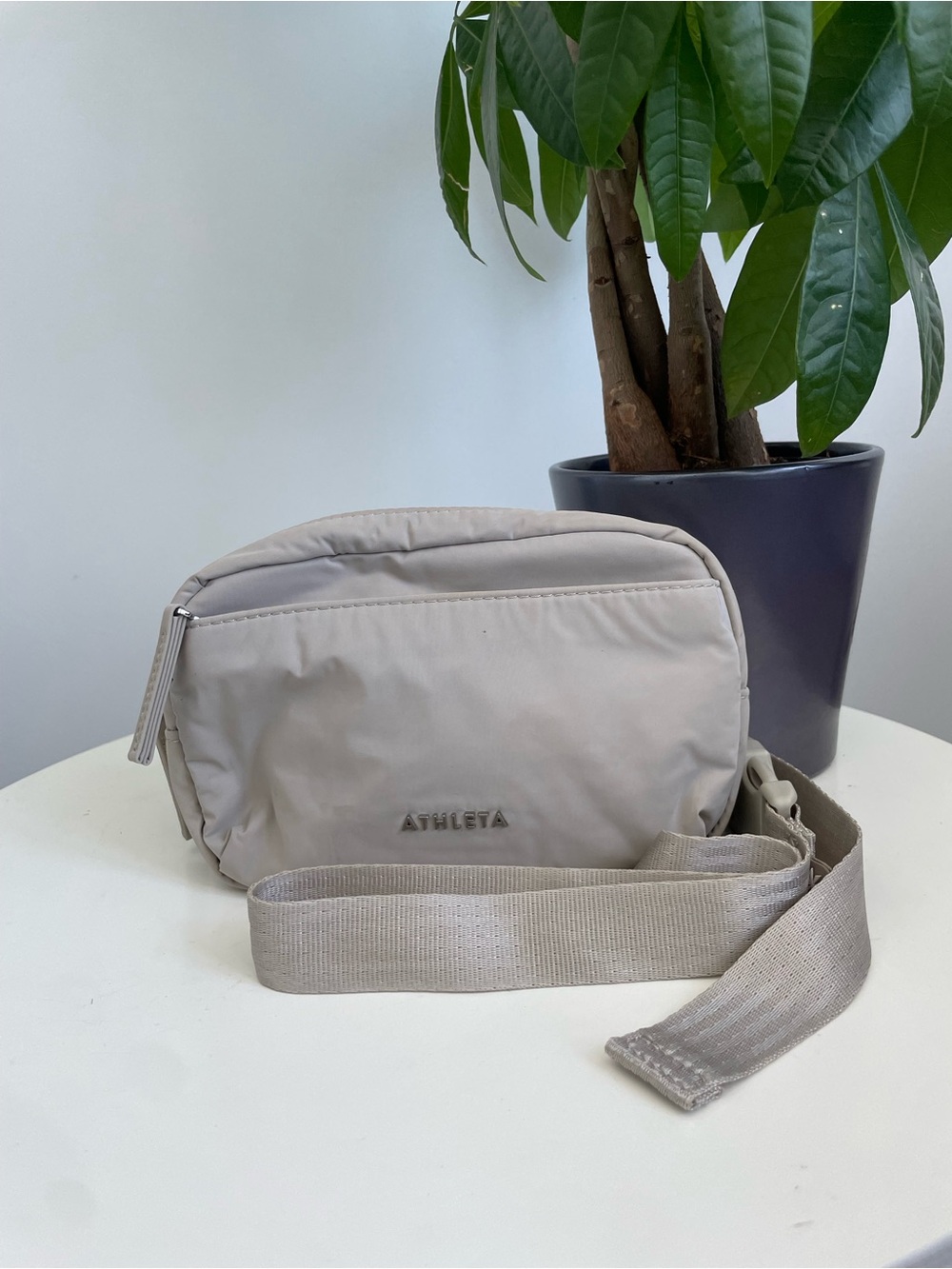 Athleta All About Belt Bag Black Adjustable Crossbody Waist Pack Tan Cream